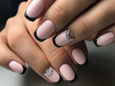 Artificial nails on sale